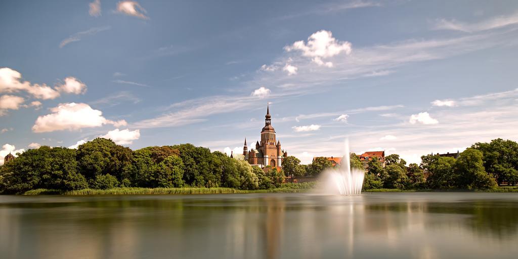 Altstadt Hotel Peiss Штральзунд Экстерьер фото